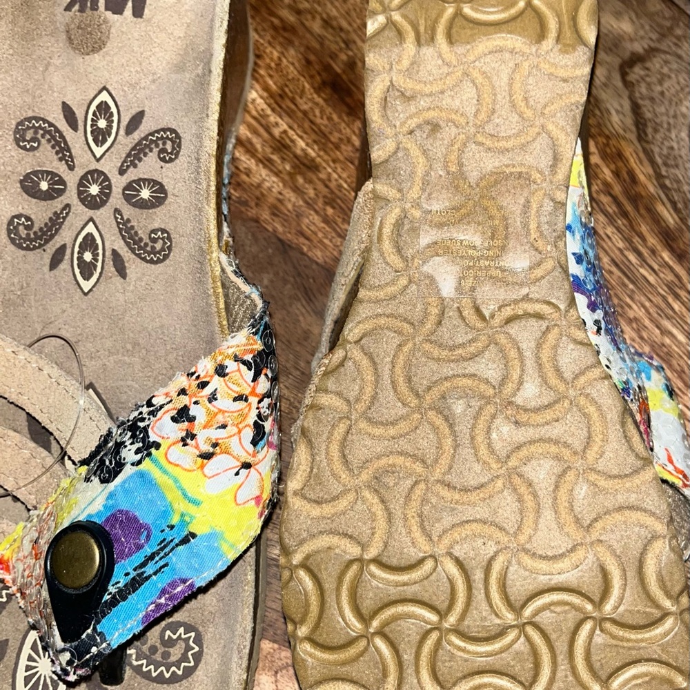 NWT MUK LUK Glitter Boho Flip Flops Size 6 - Picture 5 of 5